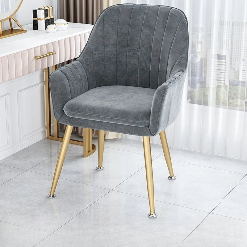 Makeup & Nail Art Chair – Light Luxury