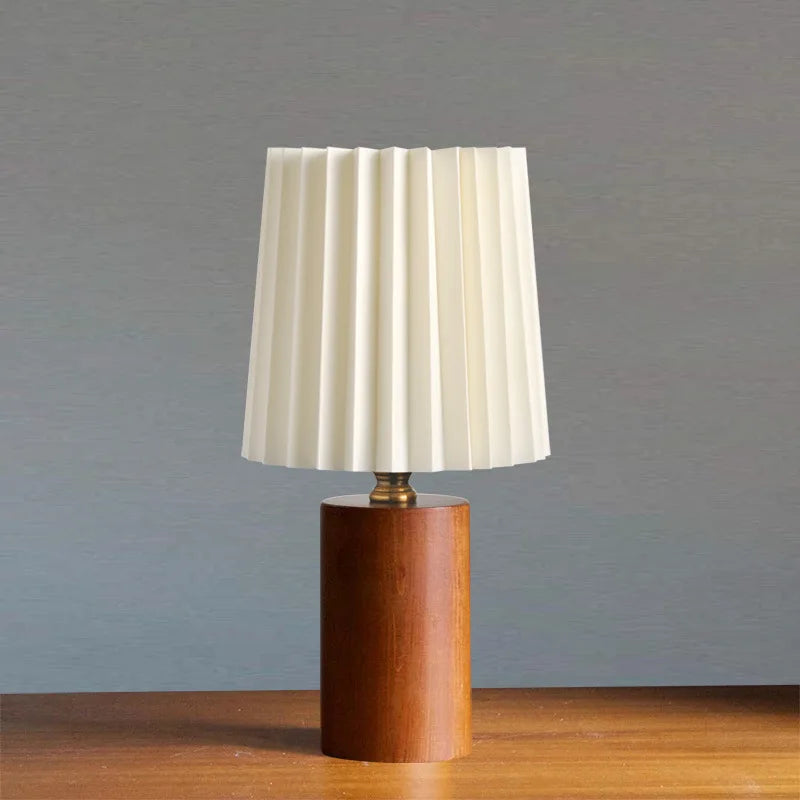 Vintage Pleated Fabric Table Lamp